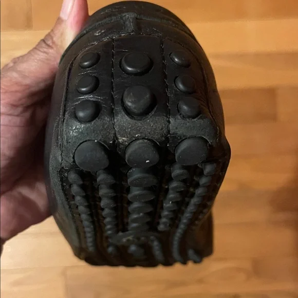 Men Gucci Black Leather Loafers - Picture 4 of 16